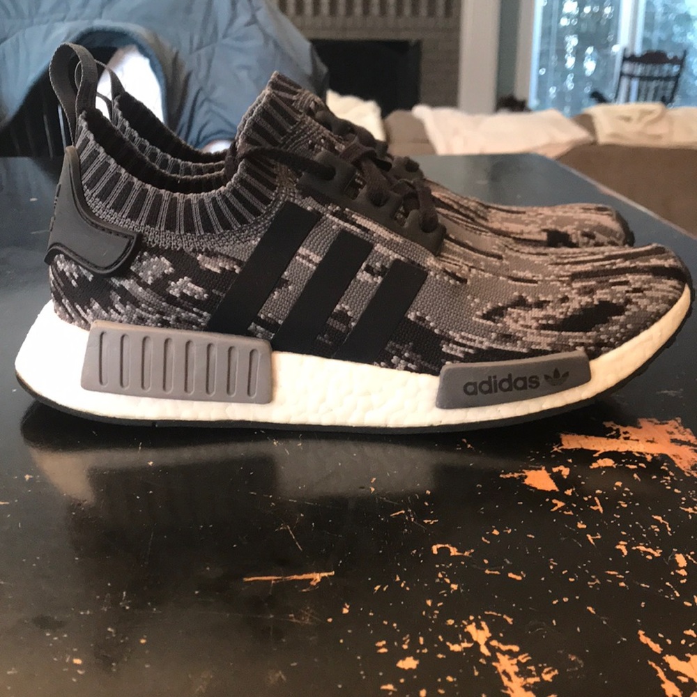 Adidas NMD R1 camo